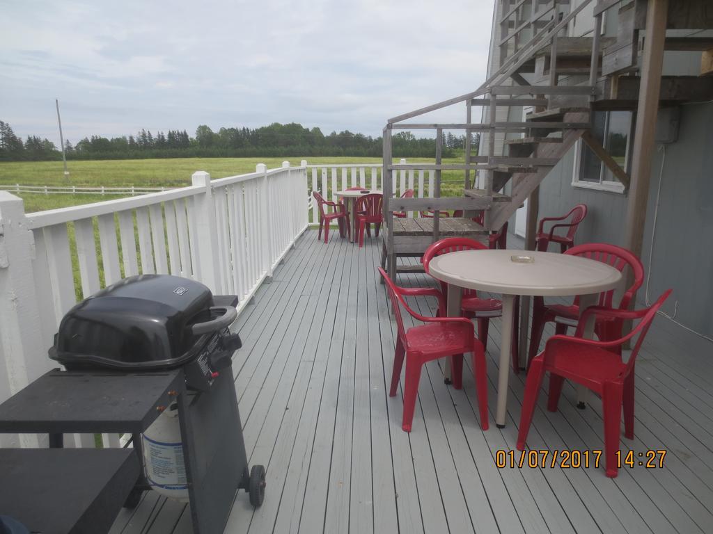 Brackley Beach Hostel Esterno foto
