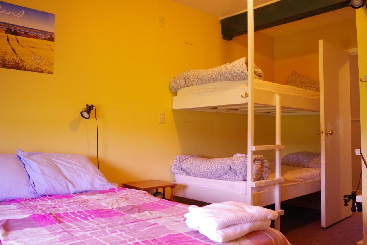 Brackley Beach Hostel Esterno foto