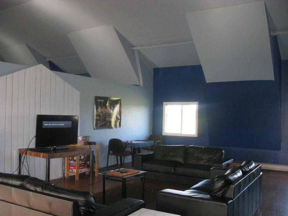 Brackley Beach Hostel Esterno foto